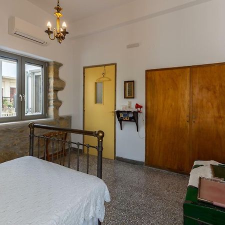 הוילה Sívas Iliopetra House מראה חיצוני תמונה