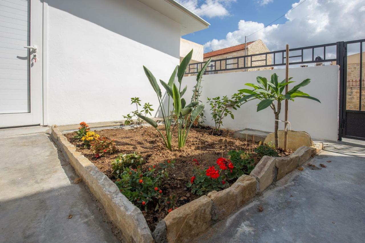 הוילה Sívas Iliopetra House מראה חיצוני תמונה