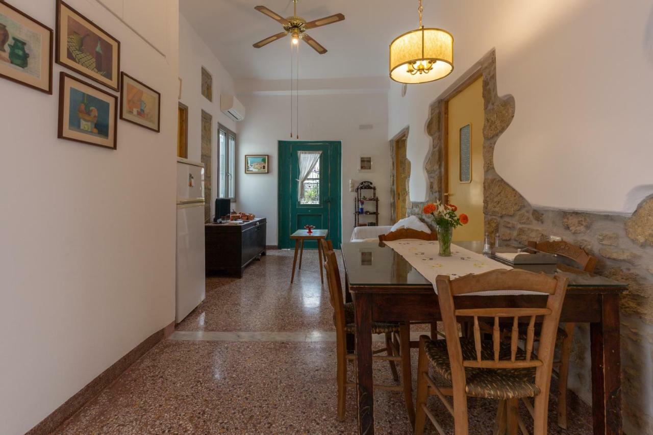 הוילה Sívas Iliopetra House מראה חיצוני תמונה