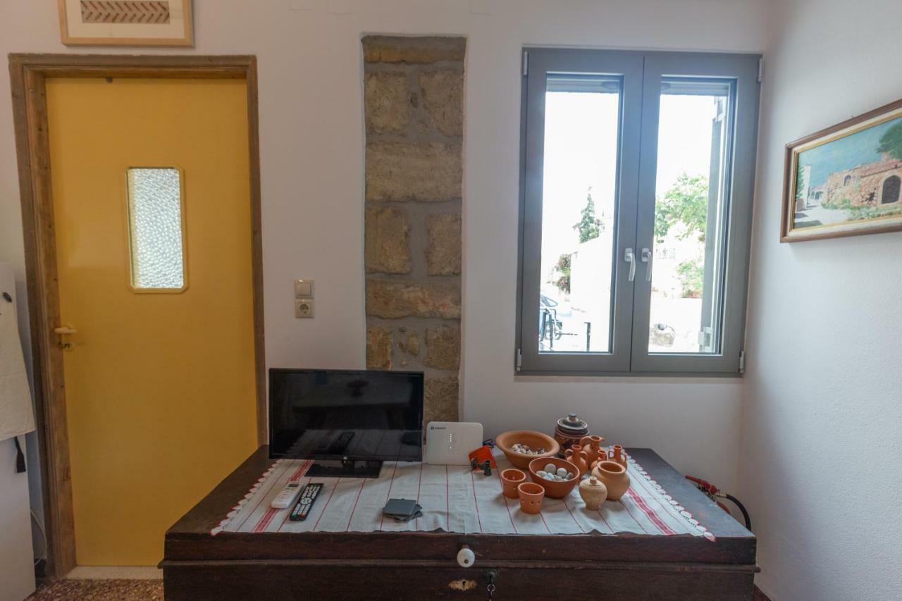 הוילה Sívas Iliopetra House מראה חיצוני תמונה