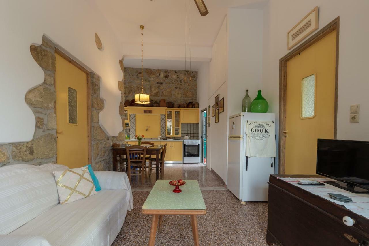 הוילה Sívas Iliopetra House מראה חיצוני תמונה